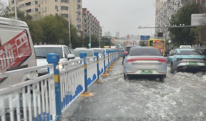 一！天津一夜“过冬”！再发暴雨预警涉及凯发k8国际登录霸榜！天津这里全国第(图21)